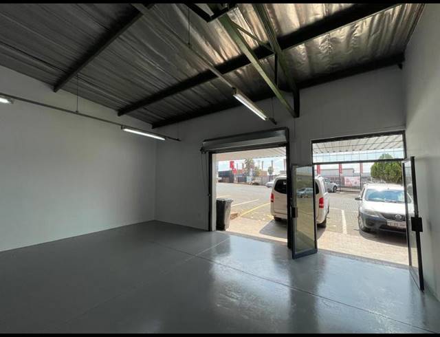 BUSINESS PROPERTY TO RENT IN DIE HOEWES